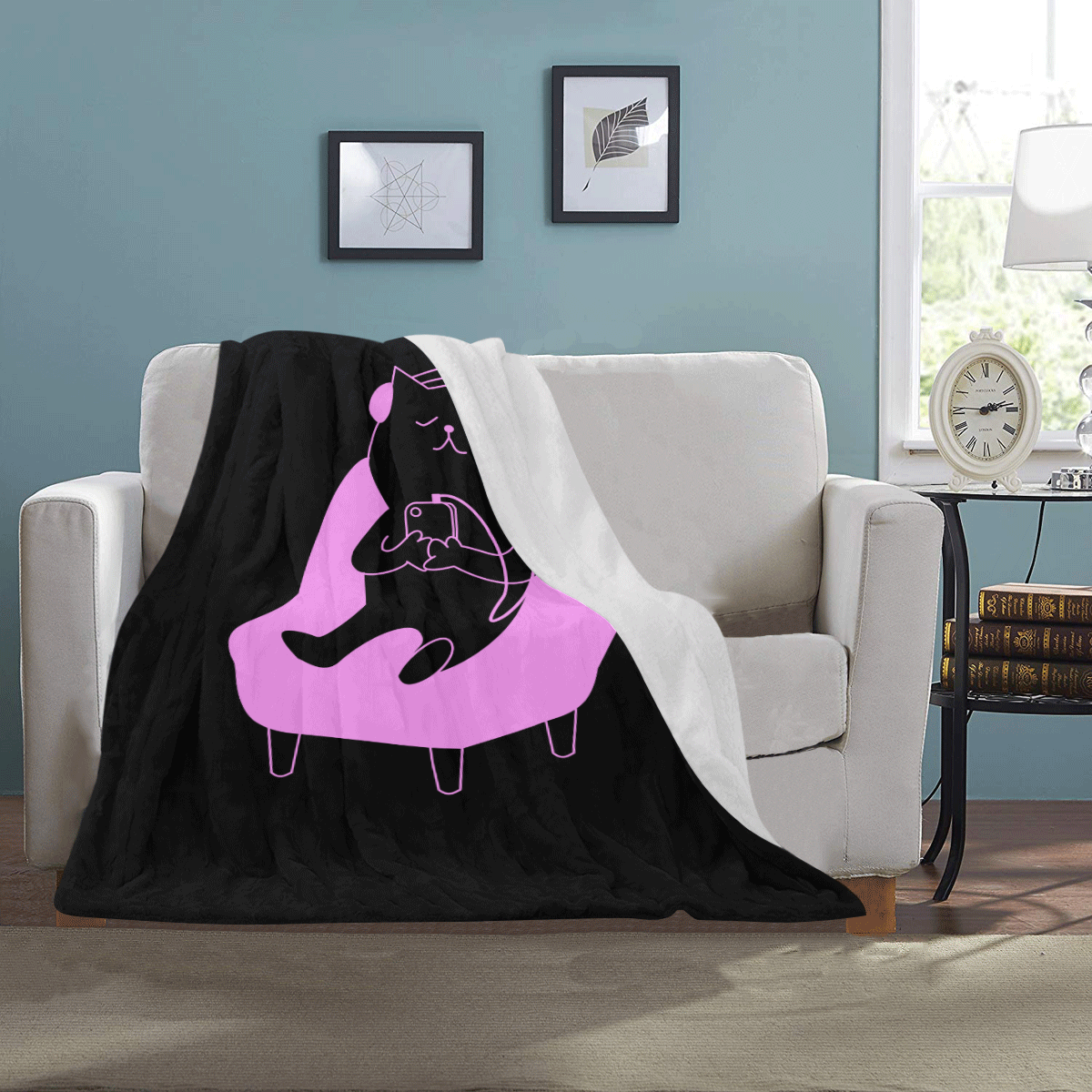 FOX PRODUCTS- Ultra-Soft Micro Fleece Blanket Just Chillin' 30"x40"